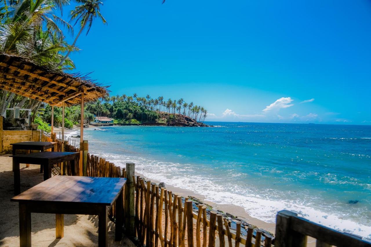 Shanora Beach Mirissa Zewnętrze zdjęcie